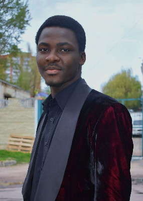 Репетитор Adeniji Opeyemi