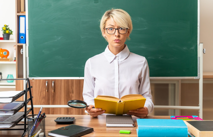 учитель по истории